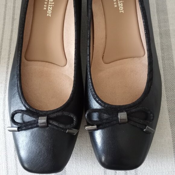 'NATURALIZER' N-5 'DOVE' Black Leather Ballet Wedge Size 8.5M New Without Box - Picture 1 of 14